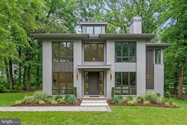 12131 WAPLES MILL RD, Oakton, VA 22124