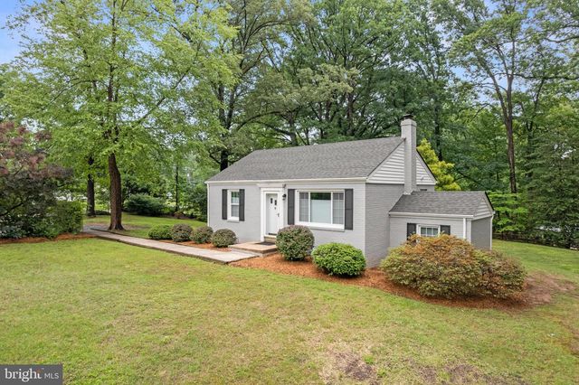 12131 WAPLES MILL RD, Oakton, VA 22124