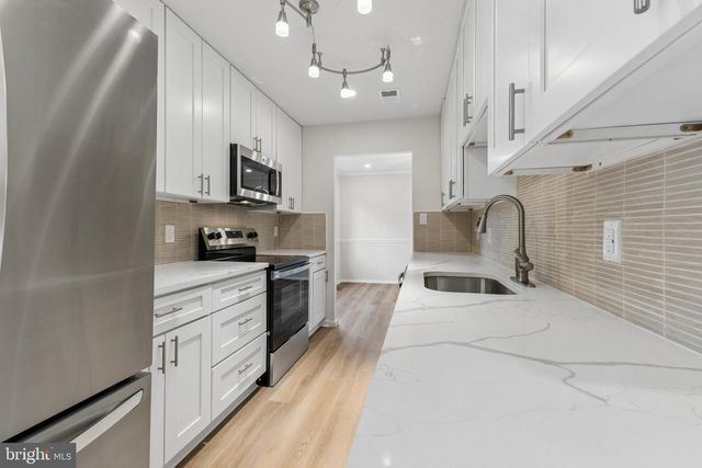 8928 ROLLING RD, Manassas, VA 20110