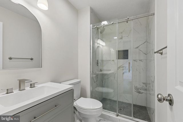 8928 ROLLING RD, Manassas, VA 20110