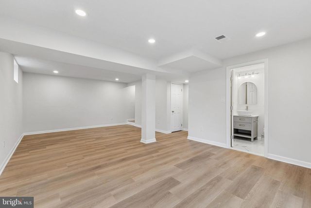 8928 ROLLING RD, Manassas, VA 20110