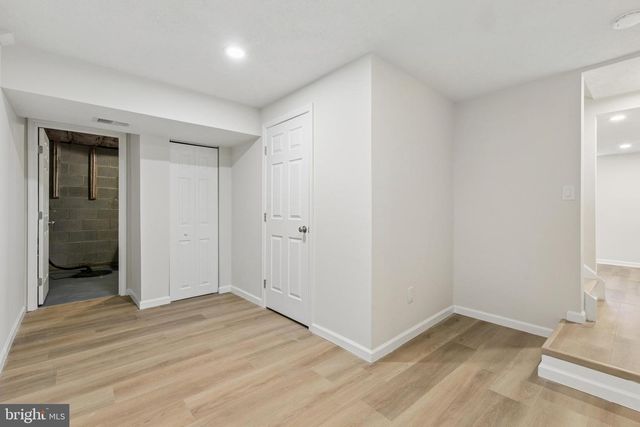 8928 ROLLING RD, Manassas, VA 20110