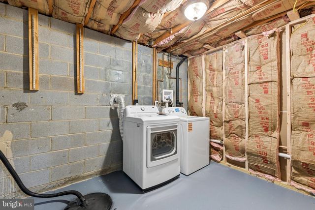 8928 ROLLING RD, Manassas, VA 20110