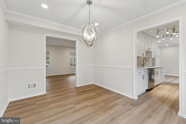 8928 ROLLING RD, Manassas, VA 20110