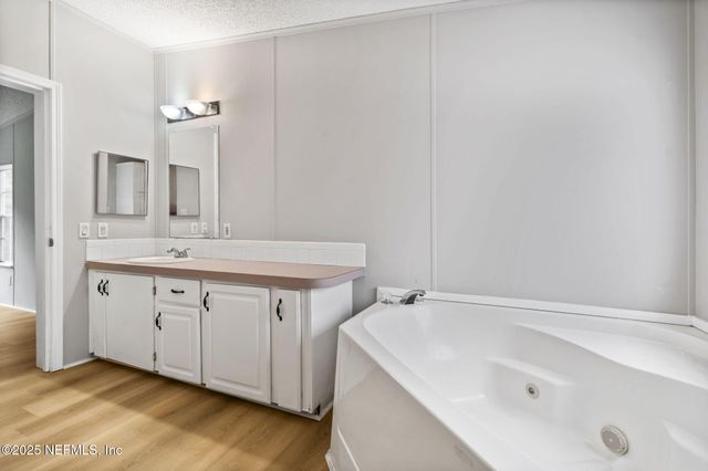 4119 SUNNYSIDE Drive, Middleburg, FL 32068