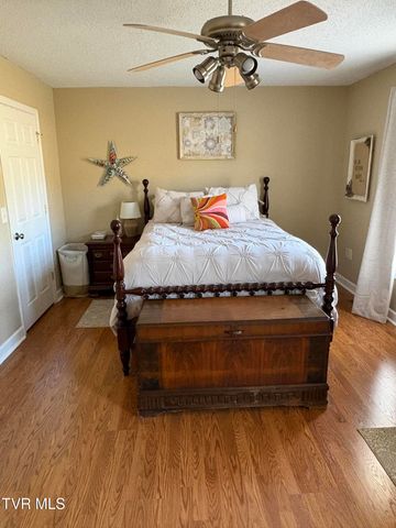 2101 Cherokee Road 7, Johnson City, TN 37604