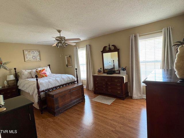 2101 Cherokee Road 7, Johnson City, TN 37604