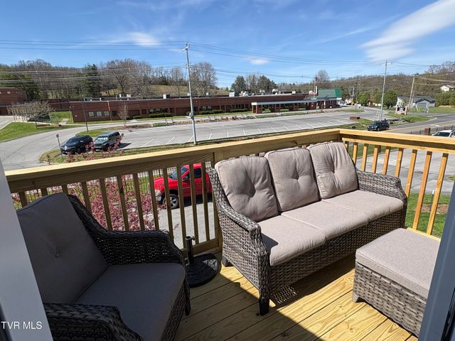 2101 Cherokee Road 7, Johnson City, TN 37604