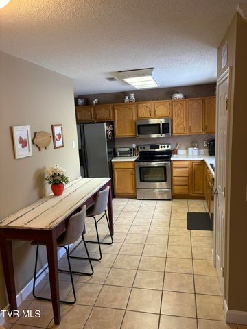 2101 Cherokee Road 7, Johnson City, TN 37604