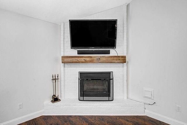 55 Dew Fall Court, The Woodlands, TX 77380