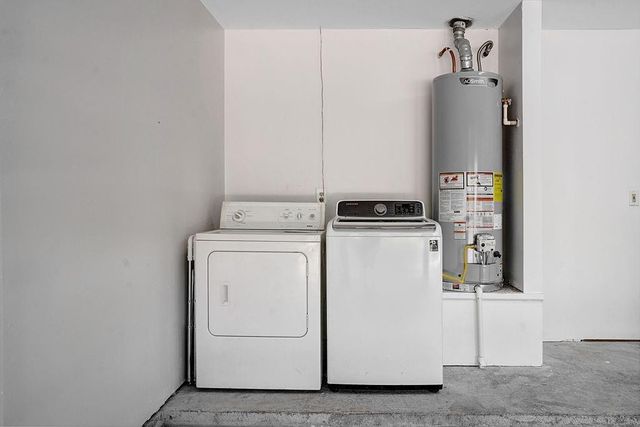 55 Dew Fall Court, The Woodlands, TX 77380