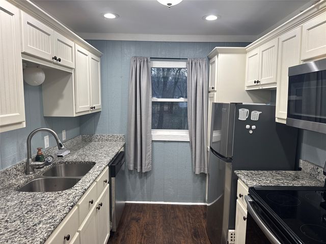 511 W REDWOOD, Campbell, TX 75422