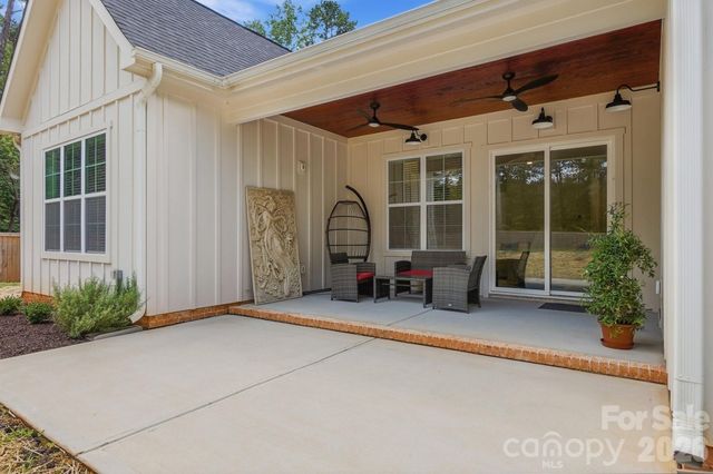 369 Sunderland Road, Belmont, NC 28012