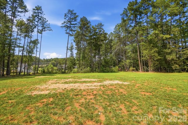 369 Sunderland Road, Belmont, NC 28012