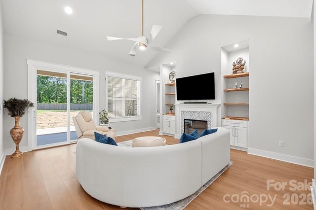 369 Sunderland Road, Belmont, NC 28012