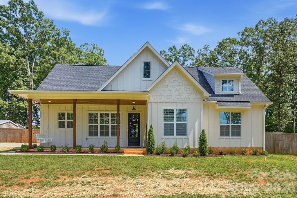 369 Sunderland Road, Belmont, NC 28012