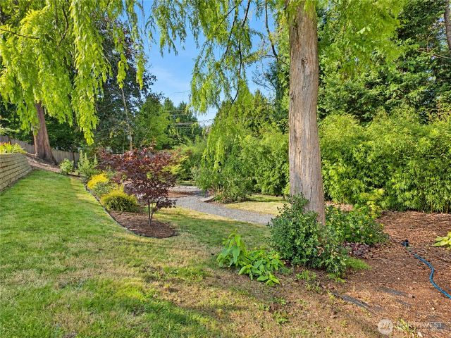 2209 24th Avenue SE, Puyallup, WA 98374