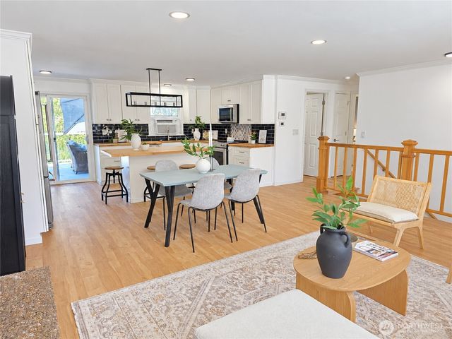 2209 24th Avenue SE, Puyallup, WA 98374