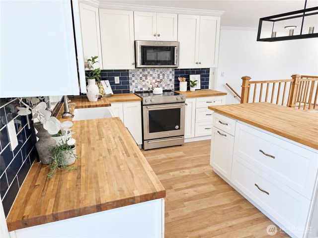 2209 24th Avenue SE, Puyallup, WA 98374