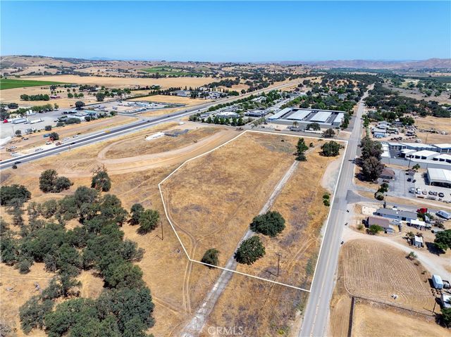 6229 Monterey Road, Paso Robles, CA 93446