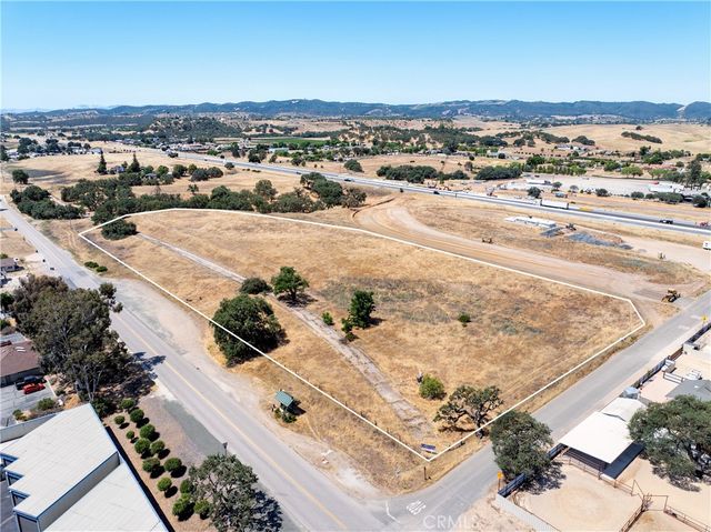 6229 Monterey Road, Paso Robles, CA 93446