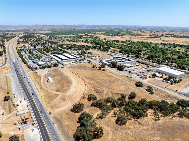 6229 Monterey Road, Paso Robles, CA 93446
