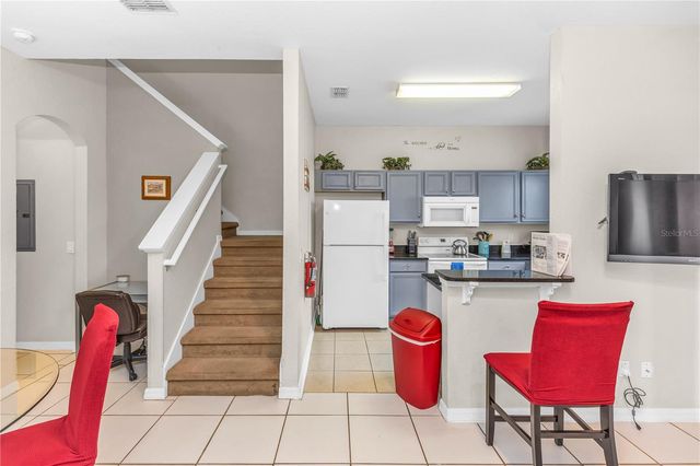 712 CALABRIA AVENUE, Davenport, FL 33897