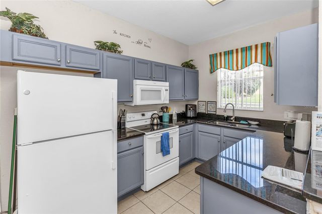 712 CALABRIA AVENUE, Davenport, FL 33897