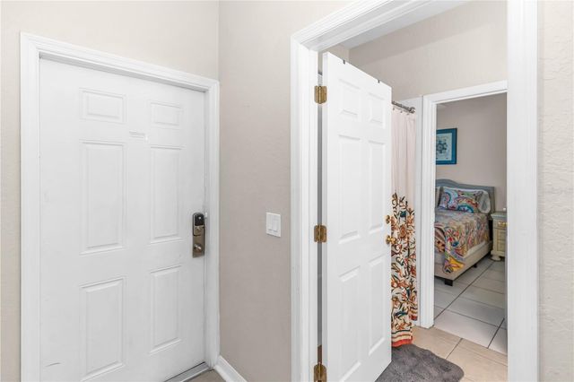 712 CALABRIA AVENUE, Davenport, FL 33897
