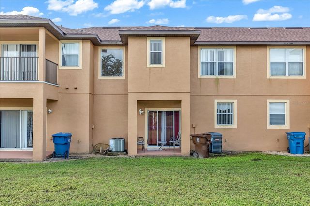 712 CALABRIA AVENUE, Davenport, FL 33897