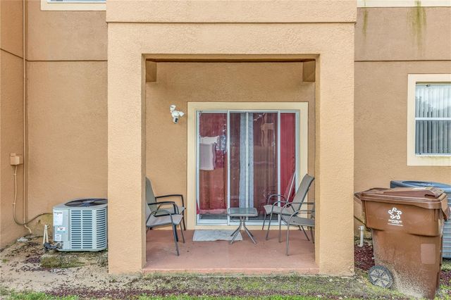 712 CALABRIA AVENUE, Davenport, FL 33897