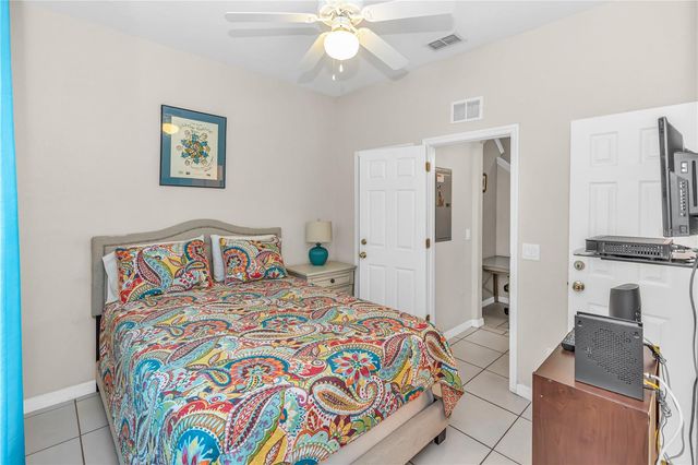 712 CALABRIA AVENUE, Davenport, FL 33897
