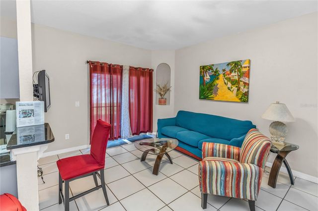 712 CALABRIA AVENUE, Davenport, FL 33897