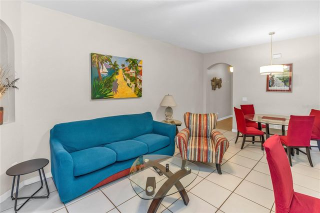712 CALABRIA AVENUE, Davenport, FL 33897