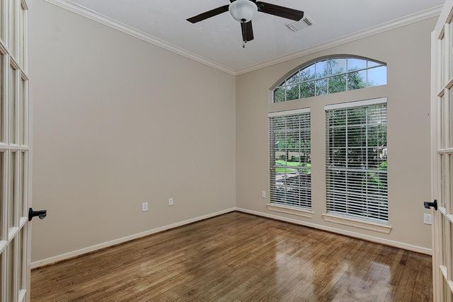 43 Wilmington Way, The Woodlands, TX 77384