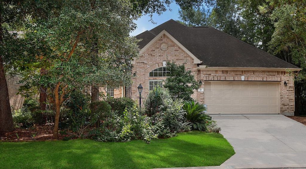 43 Wilmington Way, The Woodlands, TX 77384