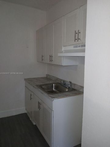 1003 SW 15th Avenue 6, Miami, FL 33135
