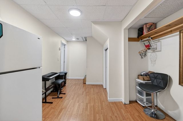 97 Clinton St 97, Chelsea, MA 02150