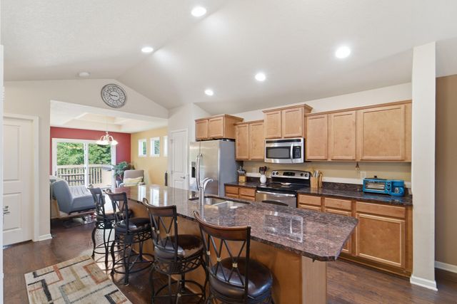 9079 Linden Drive, West Des Moines, IA 50266