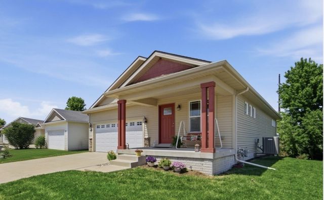 9079 Linden Drive, West Des Moines, IA 50266
