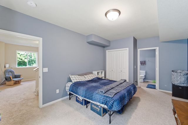 9079 Linden Drive, West Des Moines, IA 50266
