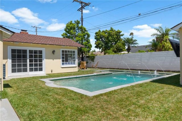 3052 Bostonian, Los Alamitos, CA 90720