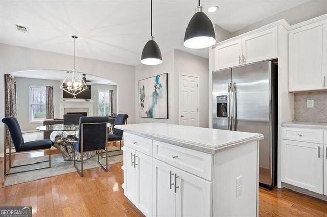 2600 Wolf Lake Drive SW, Atlanta, GA 30349