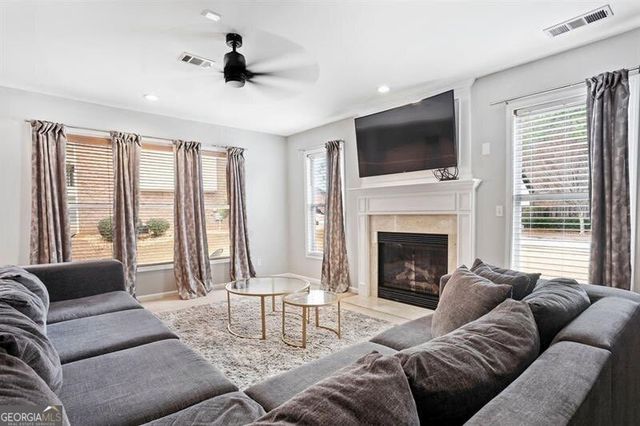 2600 Wolf Lake Drive SW, Atlanta, GA 30349