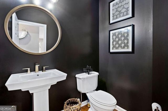 2600 Wolf Lake Drive SW, Atlanta, GA 30349