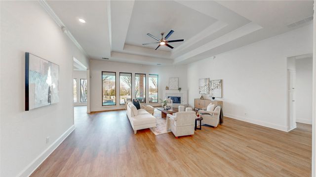 326 W Hickory Ridge Circle, Argyle, TX 76226