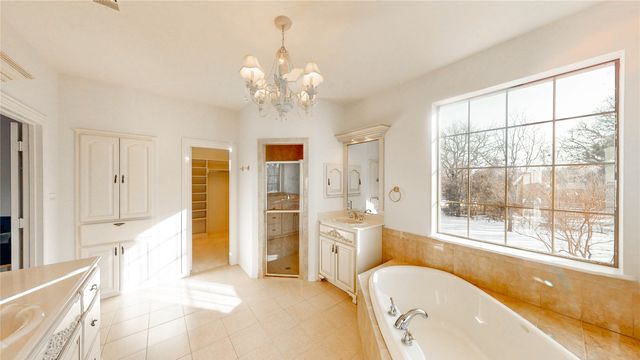 326 W Hickory Ridge Circle, Argyle, TX 76226