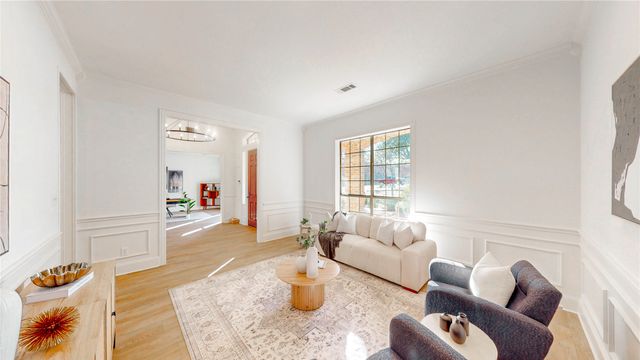 326 W Hickory Ridge Circle, Argyle, TX 76226