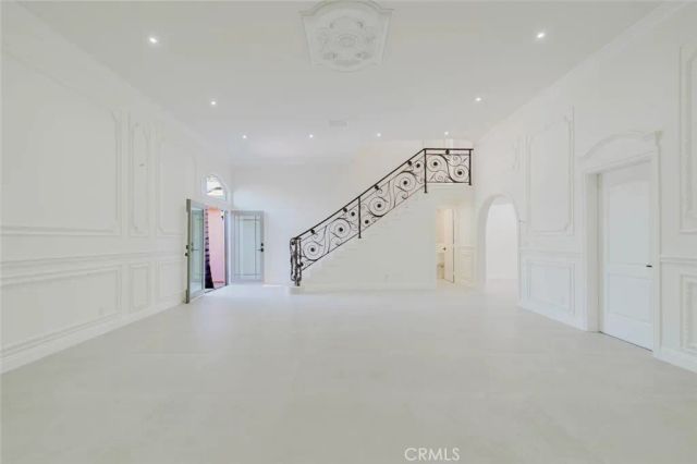 6717 Nagle, Van Nuys, CA 91401