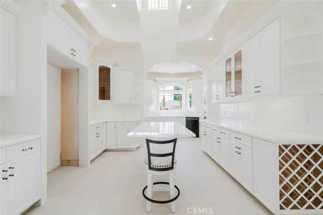 6717 Nagle, Van Nuys, CA 91401